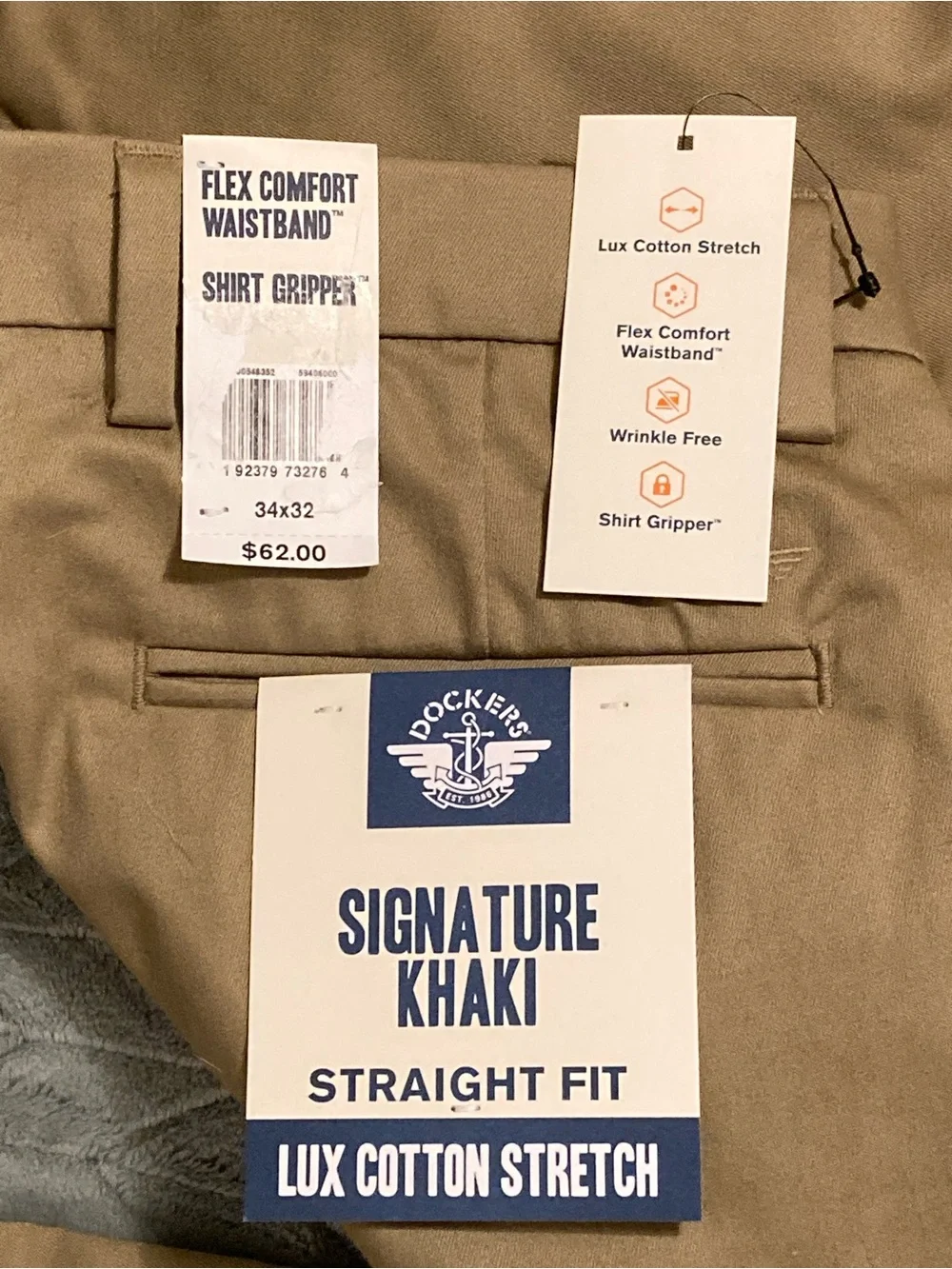 NWT Men’s 34x32 khaki Docker’s